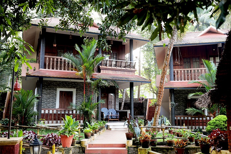 Leading Ayurvedic Hospital in Kerala | Shinshiva Ayurvedashram